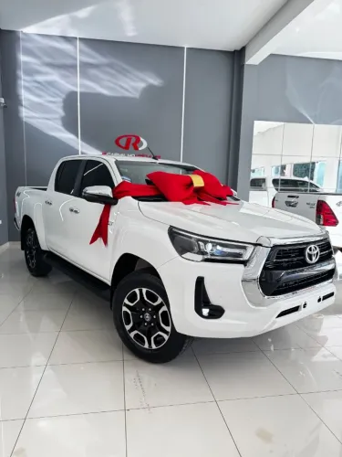 Toyota Hilux CD SRV 4X4 2.8 TDI Diesel Aut. 2025