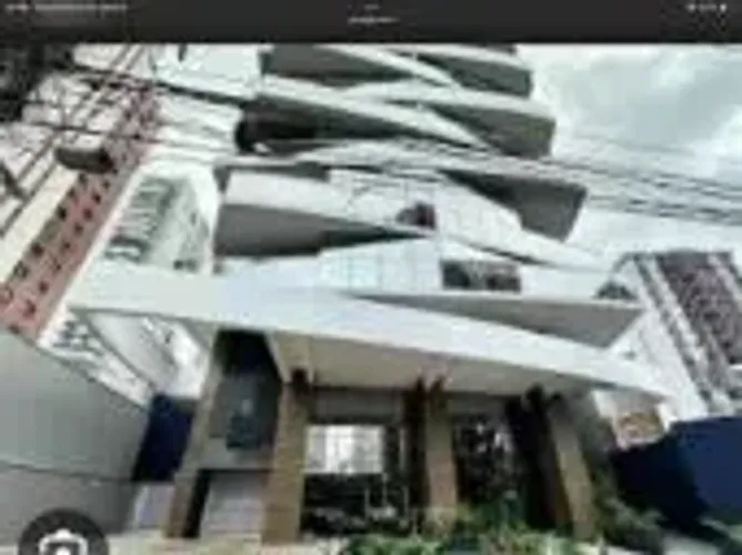 VENDO ED.DOM , 169M2. 4 SUÍTES , 3 vagas garagem , bairro Nazaré