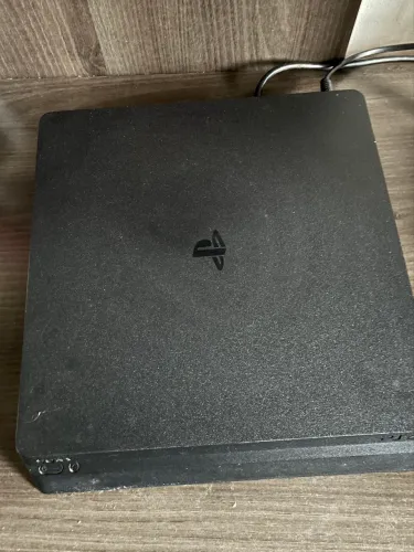 PlayStation 4 - 1tb Seminovo