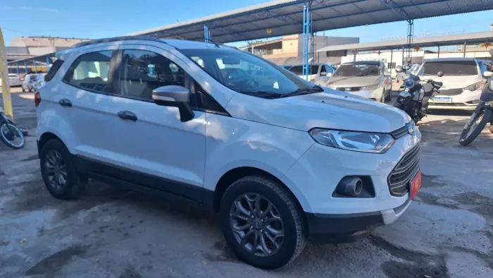 Ford Ecosport Freestyle 1.6 16V Flex 5P 2015