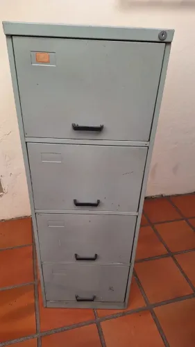 Arquivo de aço 4 gavetas