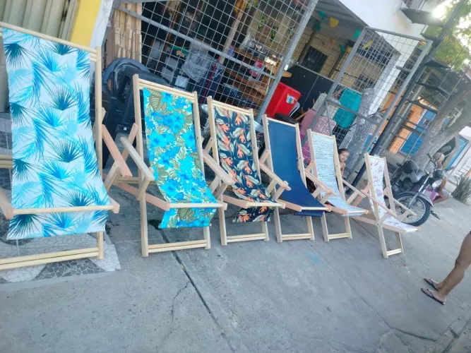Espreguiçadeiras de pinos, várias estampas disponíveis