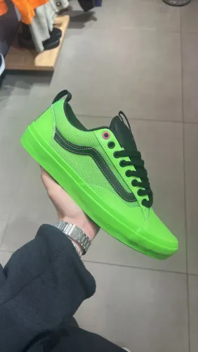 Vans acid