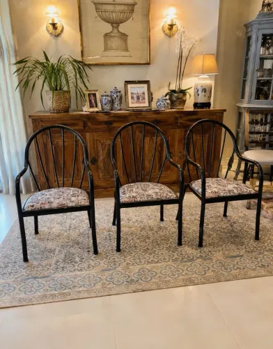 TRIO DE POLTRONAS (MODELO CLÁSSICO)