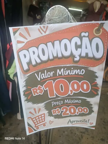 Vendo lote de roupas a r$ 10, 00 R$ cada peça