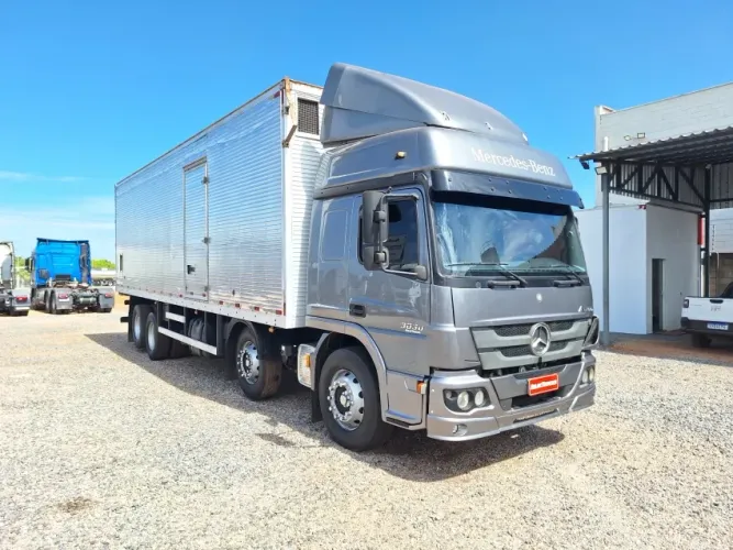 MB ATEGO 3030 LTA ANO 21/22 COM BAU