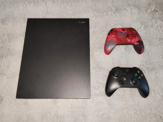 Xbox One X 4K 1TB Completo + 2 Controles Originais - Impecável!