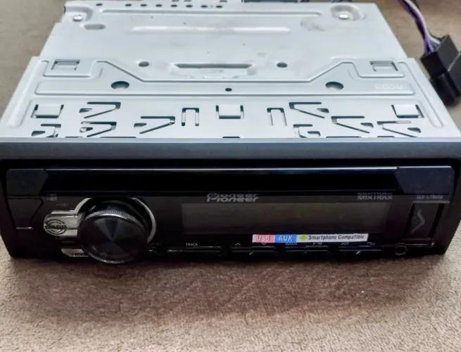Pioneer zerado saída Sub chama que dá negócio 