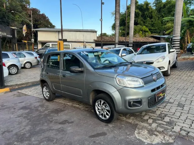 Fiat Uno Vivace Celeb. 1.0 EVO F.flex 8V 5P 2016