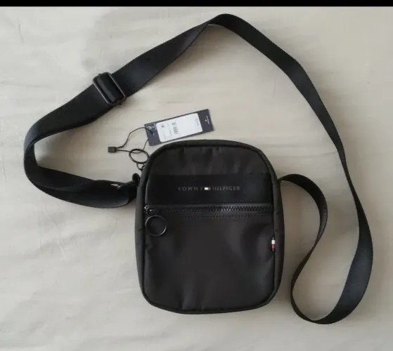 Shoulder bag Tommy Hilfiger nova com tag comprada nos Estados Unidos