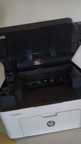 Impressora Multifuncional HP Laser MFP 135w - Wi-Fi - 110v (Usada)