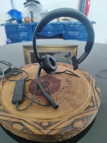 headset Logitech H570e Head fone com Microfone para uso Comercial profissional ou pessoal 