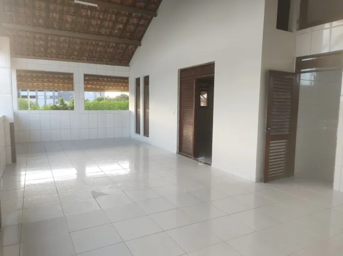 Aluga-se casa em Ponta de Campina - Cabedelo