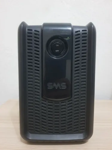 Estabilizador bivolt usado SMS 500VA