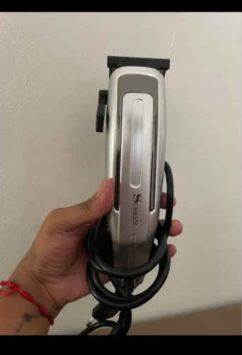 Máquina de cortar cabelo
