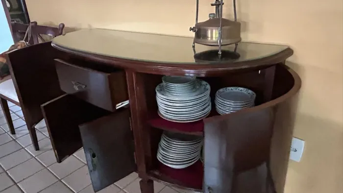 Móvel buffet estilo clássico