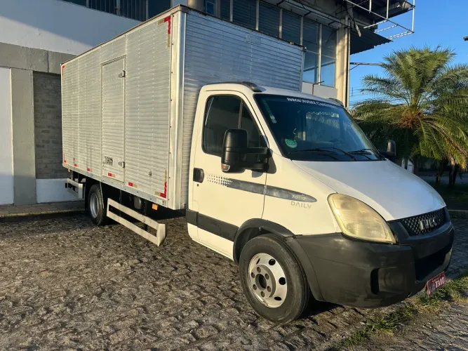 Iveco Daily Chassi 70c17 3.0 16V Diesel Mec. 2P (e5) 2013