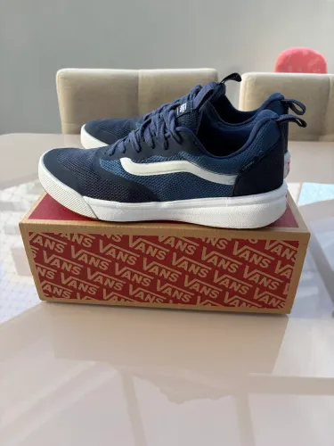 Vans ultrarange - tamanho 40