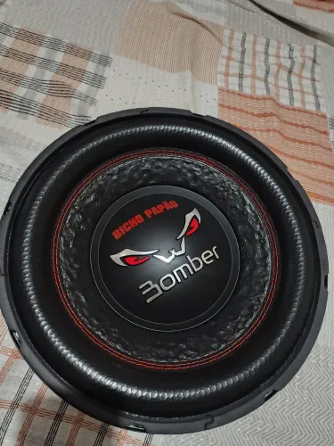 Alto falante Bomber subwoofer 12 polegadas 600 RMS