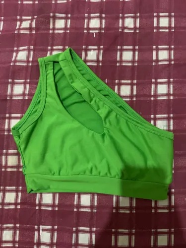 Top cropped verde