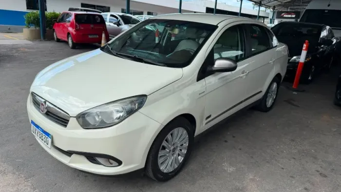 Fiat Grand Siena Essen.sublime Dual. 1.6 Flex 2015