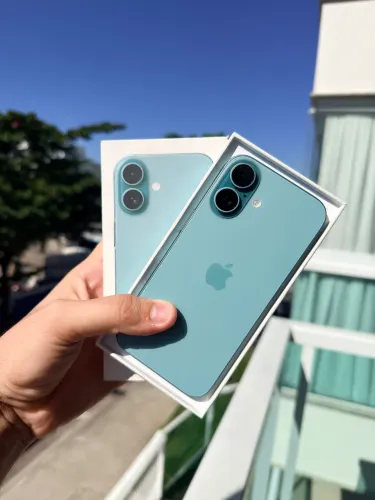 iPhone 16 novo sem uso 128gb 1 ano de garantia