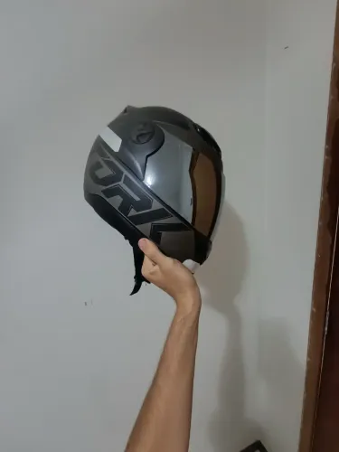 Capacete novo