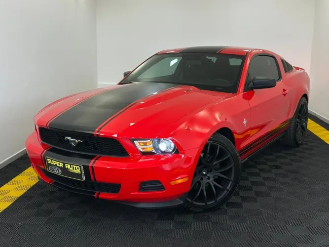 Ford Mustang 3.8 V6 2012