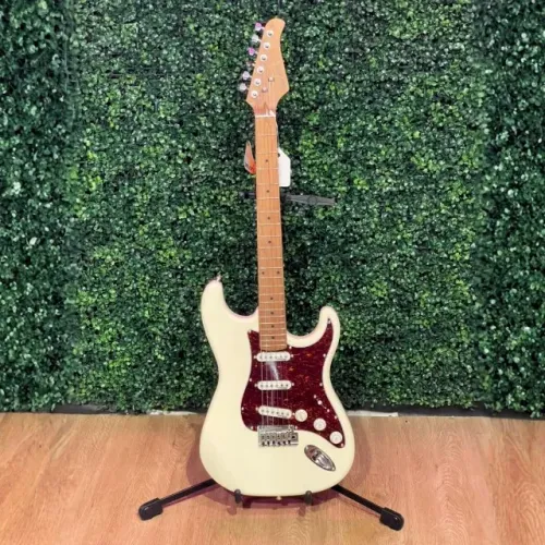 Guitarra Benson Stratocaster Hardy S 901 M OW/TT Chrome + Bag