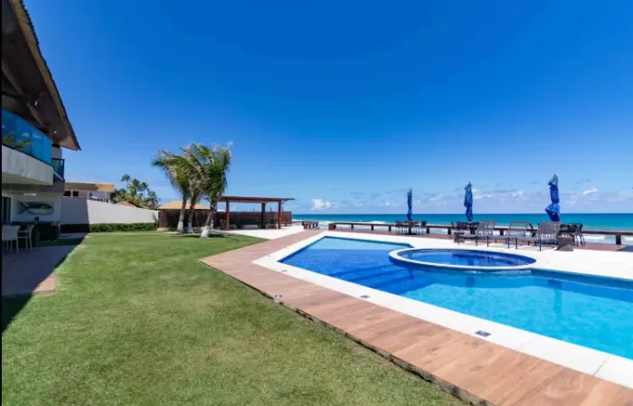 CASA NA BEIRA MAR DE PORTO DE GALINHAS PARA ALUGUEL ANUAL 