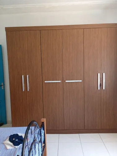 Guarda roupa de casal 