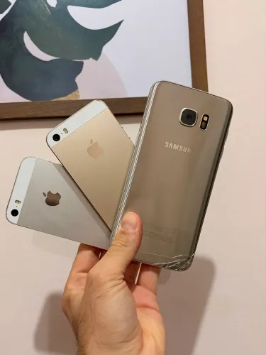3 Celulares Antigos Sucata (2 iPhones/1 Samsung) Para Peças