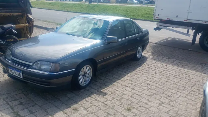 Chevrolet Omega GLS 2.2 / 2.0 (álcool) 1993