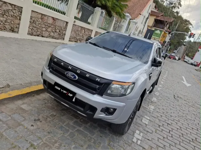 Ford Ranger XLS 3.2 20V 4X4 CD Diesel Mec. 2013