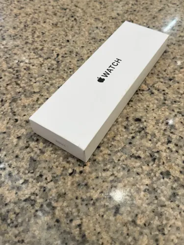 Apple Watch SE 3 40 mm starlight lacrado