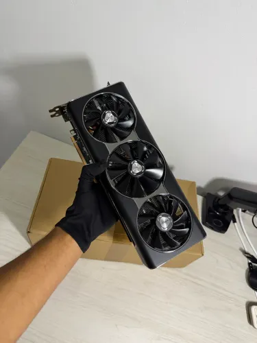 PLACA DE VÍDEO RX5700 XT THCII RARA