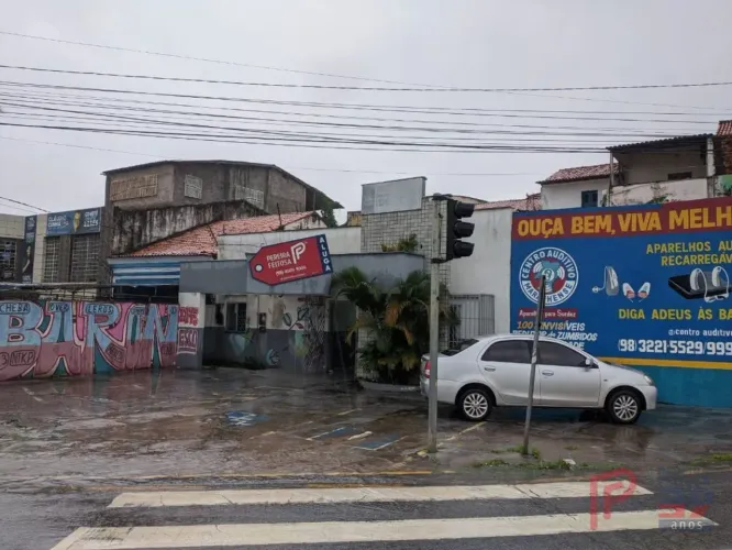 Casa Comercial com 06 salas para alugar, 120 m² por R$ 10.000 - Centro - São Luí