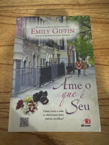 Ame o que é seu EMILY GUFFIN