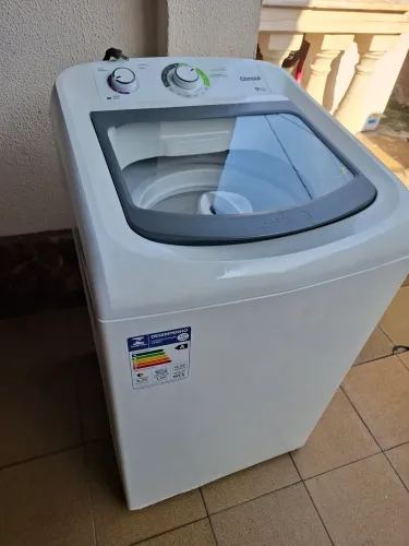 Maquina de lavar consul 9kg.lava ate edredom. Muito boa.sem defeito. Entreg.D uso pessoal