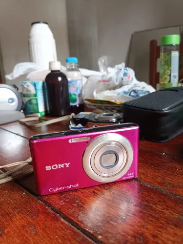 Câmera Sony Rosa 14 megapixels