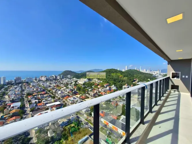 Apartamento com 2 suítes para locação na Praia Brava - Vista Mar