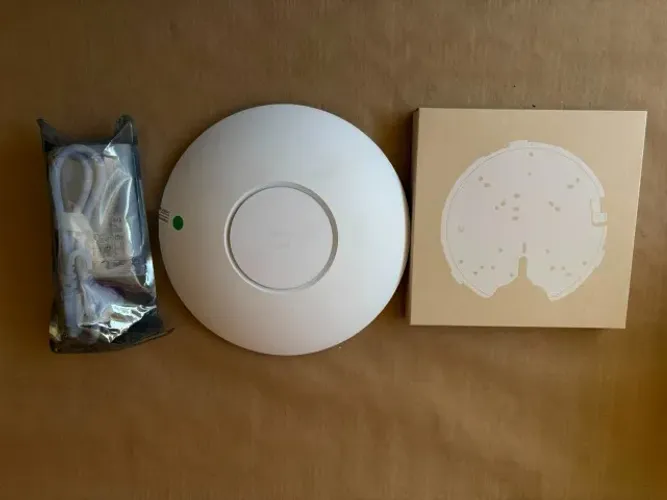 Ubiquiti U6-lr Access Point Sem Fio Branco 2.4/5ghz 