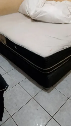 Vende cama box semi casal cobservadar