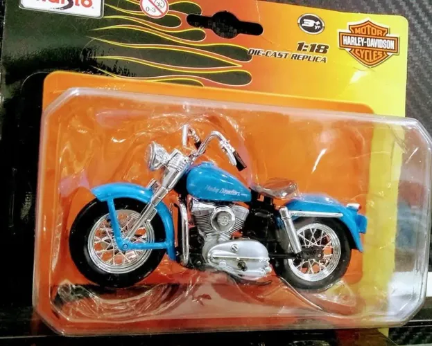Miniatura Harley Davidson Sportster 1957