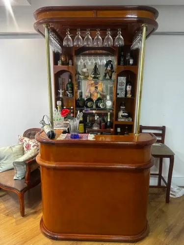 Vende se barzinho madeira
