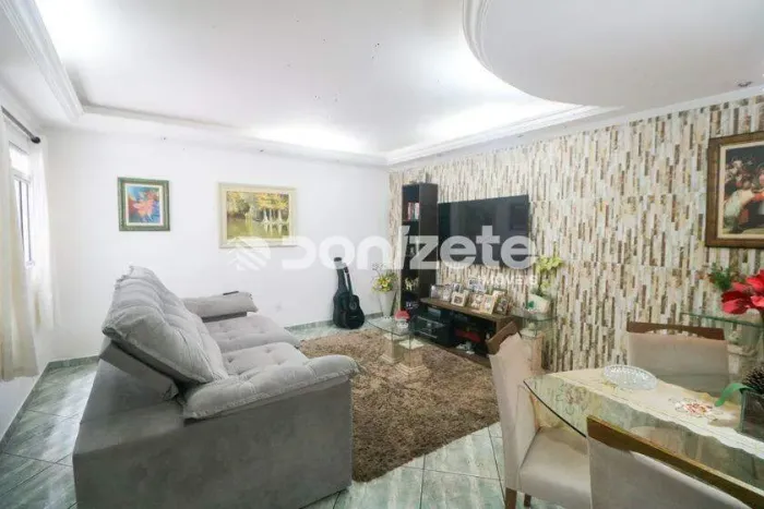 Casa à venda com 195m², 3 quartos e 3 vagas no Parque Erasmo Assunção em Santo André por R
