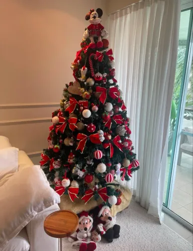 Árvore de Natal completa 1,80m