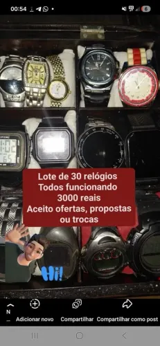 Lote com 30 relógios