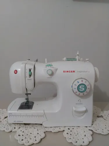Máquina Singer Inspiration 4218