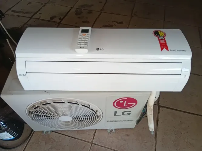 Central de ar inverter 9mil bths ja entrego instalada
